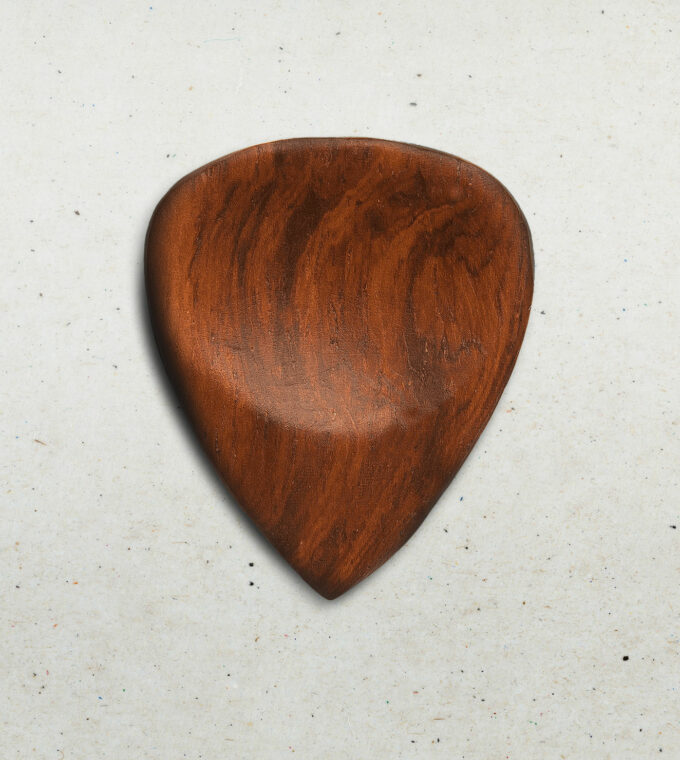 Chocolate Rosewood – Heart Shape – Right Hand